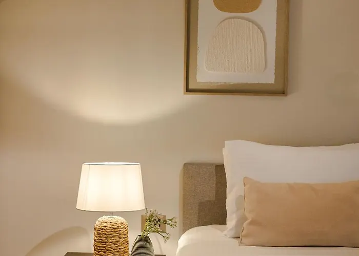 Theros Retreat Aparthotel