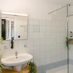 Апарт-отель Theros Retreat