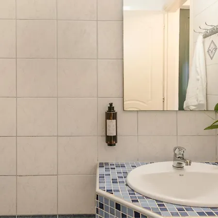 Theros Retreat Apart Otel Spartia (Kefalonia)