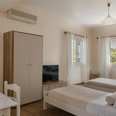 Theros Retreat سبارتيا