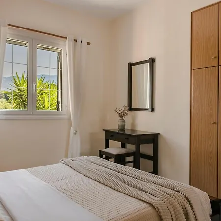Theros Retreat شقة فندقية سبارتيا