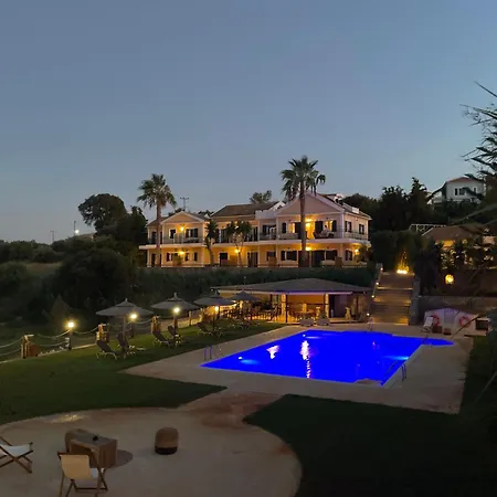Theros Retreat شقة فندقية