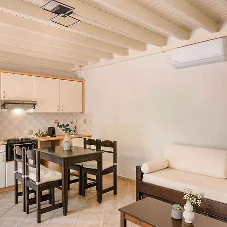 Theros Retreat Apart Otel *